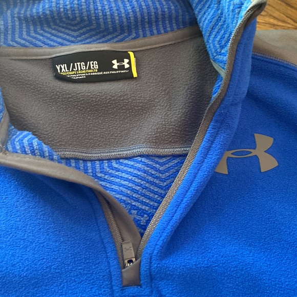 Boy’s Under Armour Quarter-Zip Pullover - YXL - Picture 2 of 2
